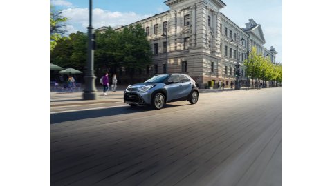 TOYOTA AYGO X X-PULSE 1.0l 72hp CVT