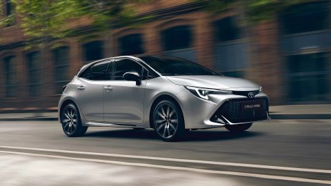 TOYOTA COROLLA HB 1.8HSD eCVT 140hp ACTIVE PLUS