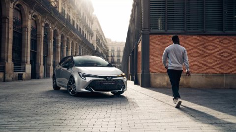 TOYOTA COROLLA HB 1.8HSD eCVT 140hp ACTIVE PLUS