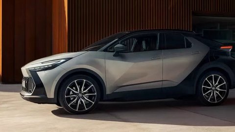TOYOTA CHR 1.8HEV C-ULT
