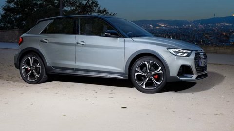 AUDI A1 ALLSTREET TFSI S TRONIC 116HP