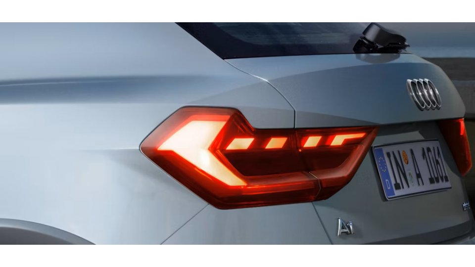 AUDI A1 ALLSTREET TFSI S TRONIC 116HP