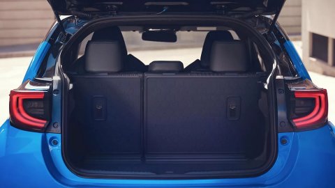 TOYOTA YARIS HDF LIVE 1.5L 116hp e-CVT