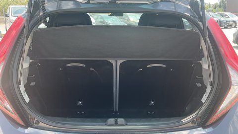 TOYOTA AYGO 2021 72PS