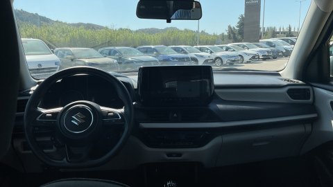 SUZUKI SWIFT 2WD GL 2024 82PS 