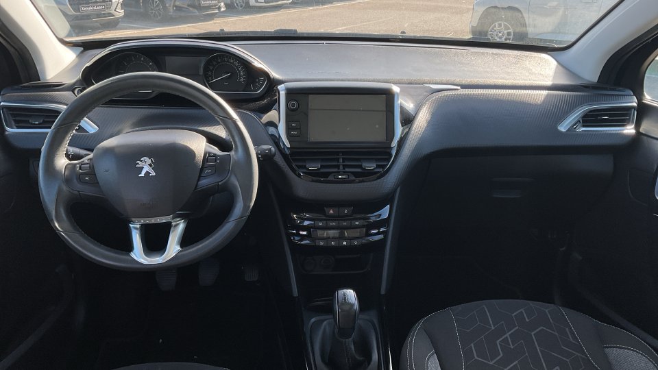 PEUGEOT 2008 1.2 2019