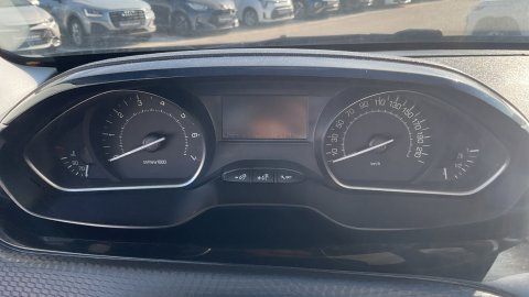 PEUGEOT 2008 1.2 2019