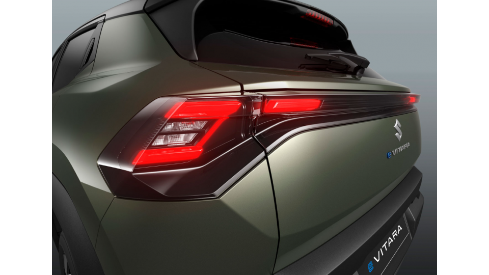 SUZUKI e VITARA GL 61kWh ELECTRIC 174hp